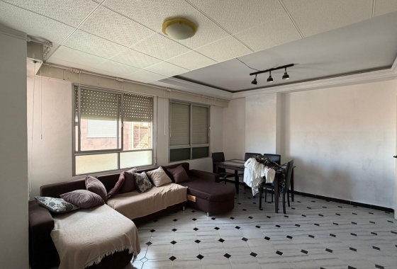 Resale - Apartment / flat - Torrevieja - Centro