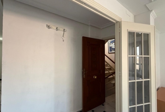 Resale - Apartment / flat - Torrevieja - Centro