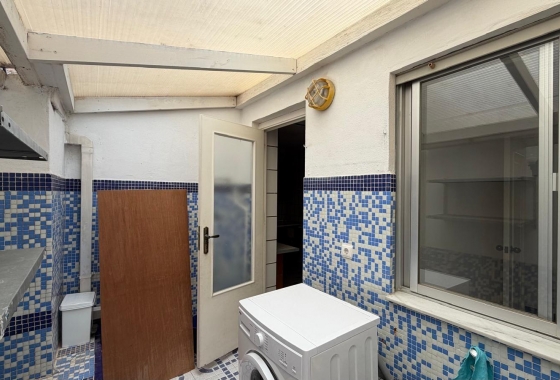 Resale - Apartment / flat - Torrevieja - Centro