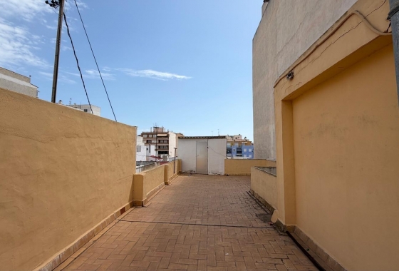 Resale - Apartment / flat - Torrevieja - Centro