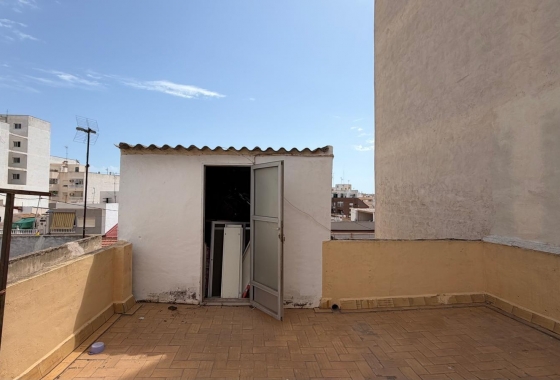 Resale - Apartment / flat - Torrevieja - Centro