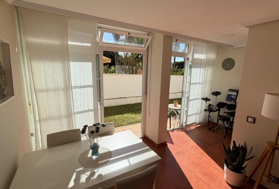 Перепродажа - Квартира - Torrevieja - Torreblanca