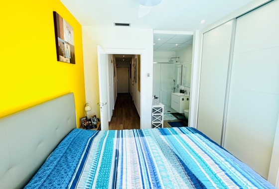 Перепродажа - Таунхаус - Los Montesinos - La Herada