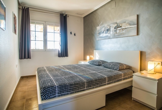 Återförsäljning - Villa - Catral - Costa Blanca