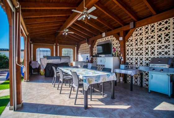 Återförsäljning - Villa - Catral - Costa Blanca