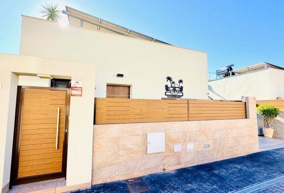 Reventa - Adosado - Los Montesinos - Costa Blanca