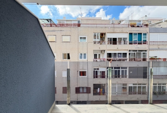 Wiederverkauf - Wohnung - Torrevieja - Estacion De Autobuses