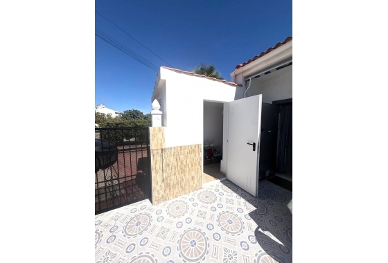 Перепродажа - Бунгало - Torrevieja - Torretas