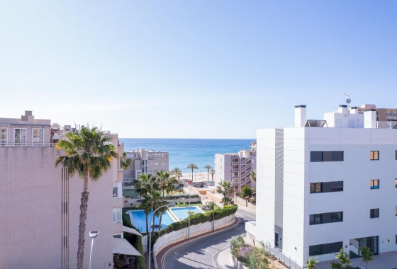 Neue Gebäude - Penthouse - El Campello