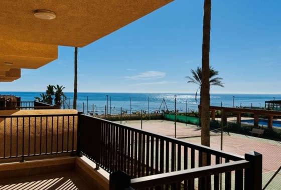 Resale - Apartment / flat - La Mata - Los Europeos