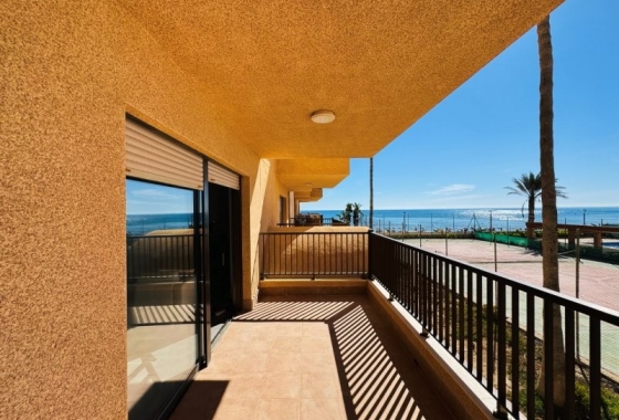 Resale - Apartment / flat - La Mata - Los Europeos