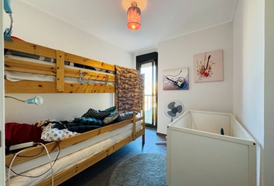 Resale - Apartment / flat - La Mata - Los Europeos