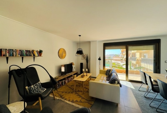 Resale - Apartment / flat - La Mata - Costa Blanca