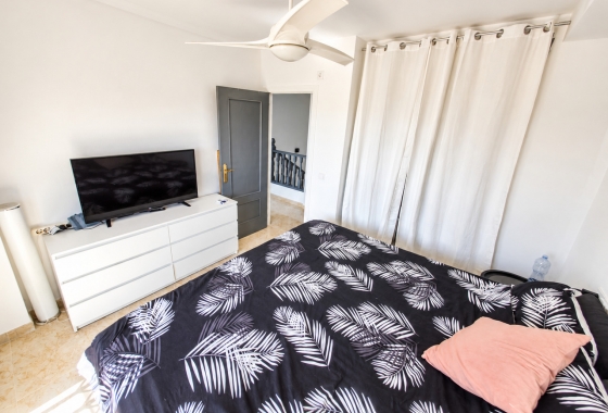 Återförsäljning - Villa - Orihuela Costa - Costa Blanca