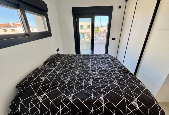 Resale - Villa - Daya Nueva - Centro