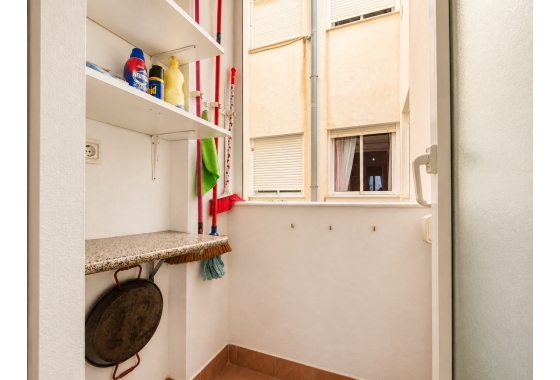 Reventa - Apartamento / piso - Torrevieja - Costa Blanca
