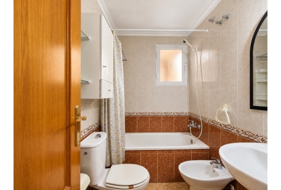 Reventa - Apartamento / piso - Torrevieja - Costa Blanca
