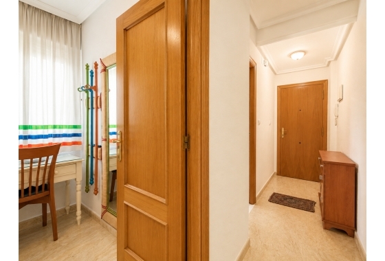 Reventa - Apartamento / piso - Torrevieja - Costa Blanca