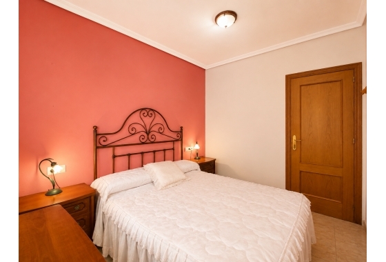 Reventa - Apartamento / piso - Torrevieja - Costa Blanca