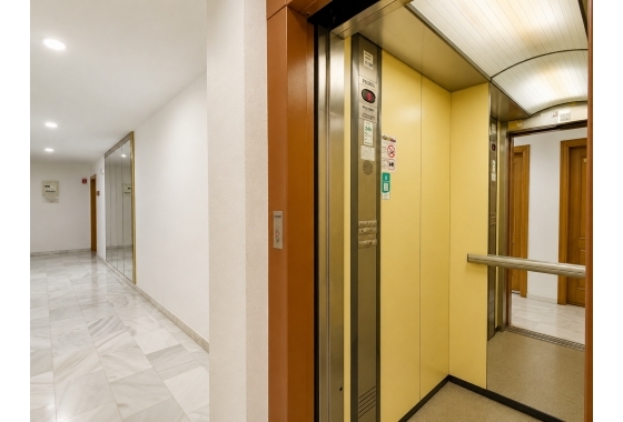 Reventa - Apartamento / piso - Torrevieja - Costa Blanca