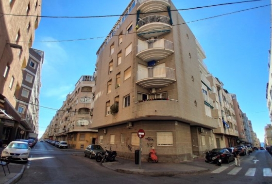 Reventa - Apartamento / piso - Torrevieja - Costa Blanca