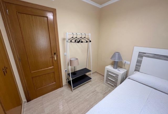 Wiederverkauf - Wohnung - Guardamar del Segura - Puerto Deportivo