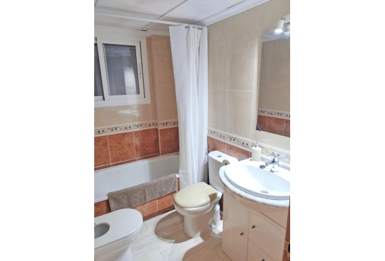 Wiederverkauf - Wohnung - Guardamar del Segura - Puerto Deportivo