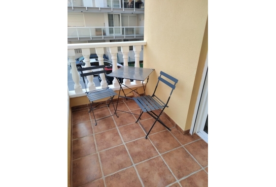 Wiederverkauf - Wohnung - Guardamar del Segura - Puerto Deportivo