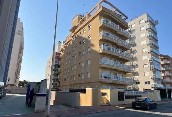 Wiederverkauf - Wohnung - Guardamar del Segura - Puerto Deportivo