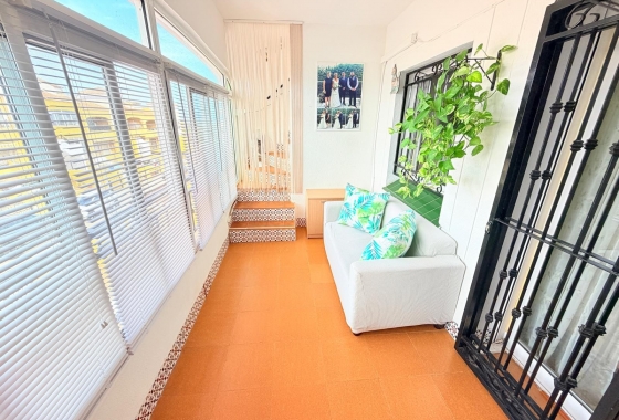 Reventa - Apartamento / piso - Los Montesinos - La Herrada