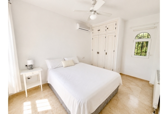 Перепродажа - Вилла - Orihuela Costa - Costa Blanca