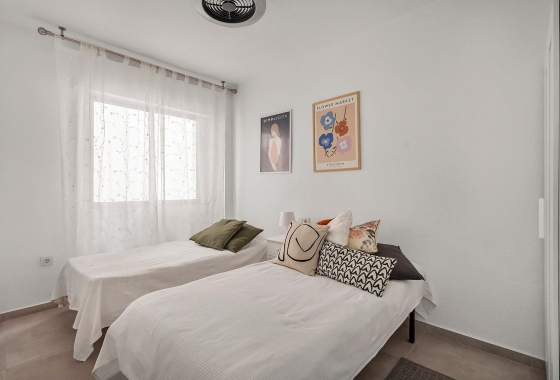 Перепродажа - Квартира - Torrevieja - Playa de los Locos
