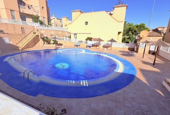 Перепродажа - Таунхаус - Orihuela Costa - Inland