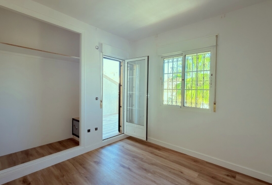 Перепродажа - Таунхаус - Orihuela Costa - Inland