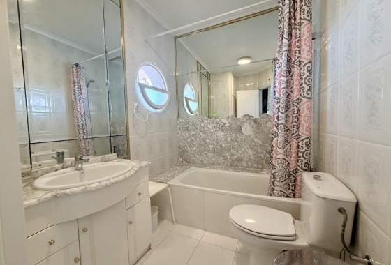 Resale - Bungalow - Torrevieja - Costa Blanca