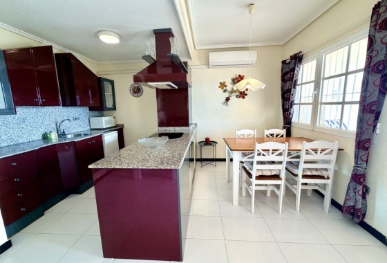 Resale - Bungalow - Torrevieja - Costa Blanca