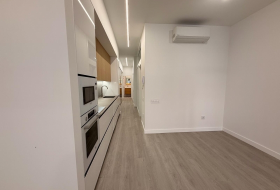 Resale - Apartment / flat - Torrevieja - Playa del Cura