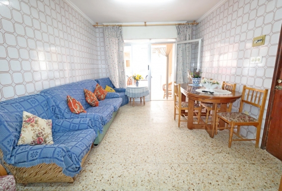 Resale - Apartment / flat - Torrevieja - La Mata Pueblo