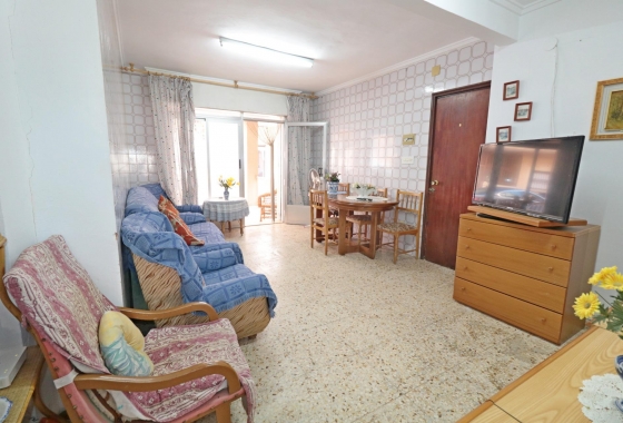 Resale - Apartment / flat - Torrevieja - La Mata Pueblo