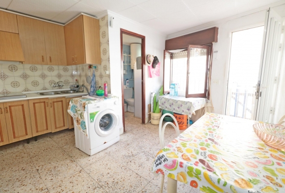 Resale - Apartment / flat - Torrevieja - La Mata Pueblo