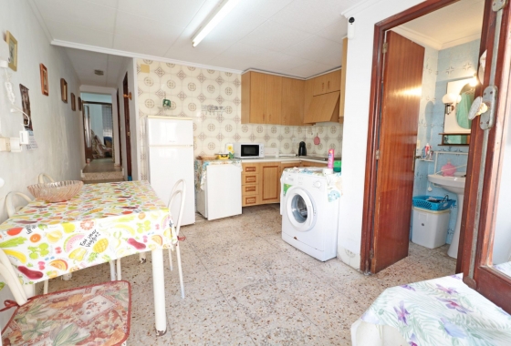 Resale - Apartment / flat - Torrevieja - La Mata Pueblo