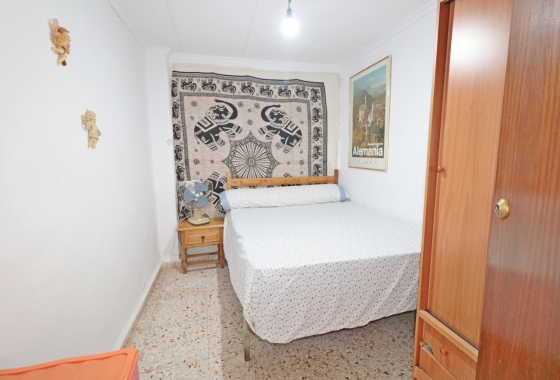 Resale - Apartment / flat - Torrevieja - La Mata Pueblo