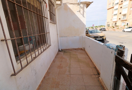 Resale - Apartment / flat - Torrevieja - La Mata Pueblo