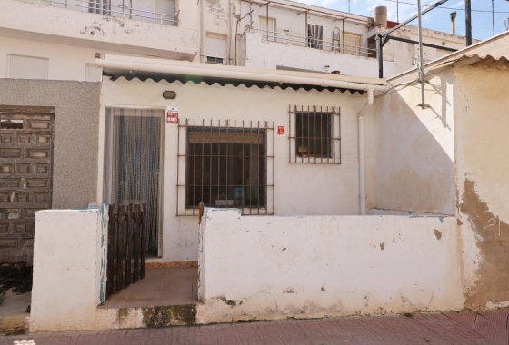 Resale - Apartment / flat - Torrevieja - La Mata Pueblo