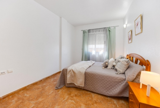 Herverkoop - Appartement / flat - Torrevieja - Centro
