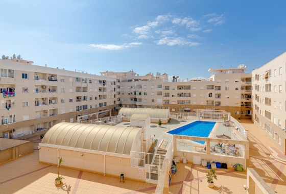 Herverkoop - Appartement / flat - Torrevieja - Centro