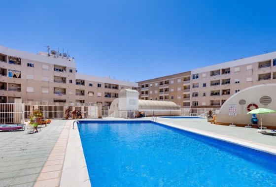 Herverkoop - Appartement / flat - Torrevieja - Centro