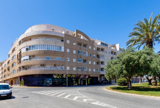 Herverkoop - Appartement / flat - Torrevieja - Centro