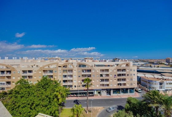 Herverkoop - Appartement / flat - Torrevieja - Centro