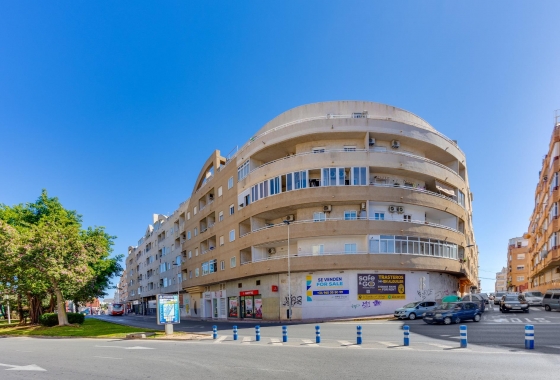 Herverkoop - Appartement / flat - Torrevieja - Centro